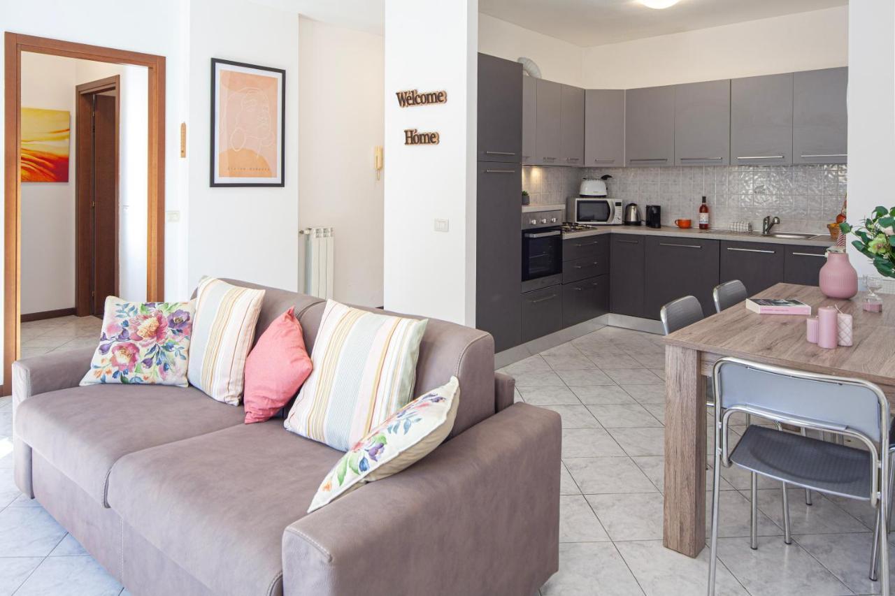 Andrea Apartment Леванто Екстер'єр фото